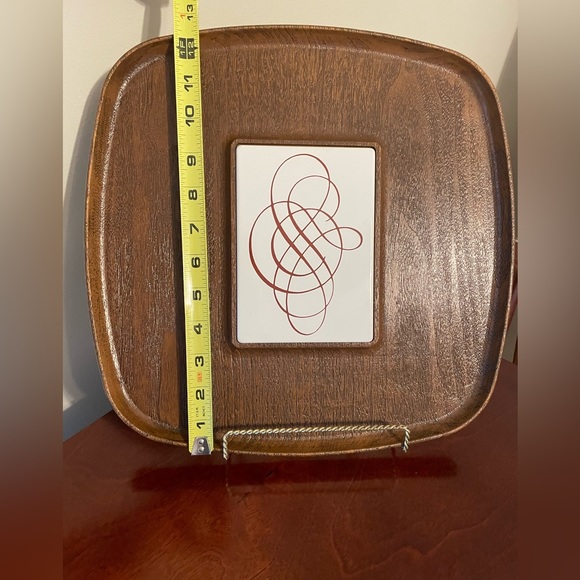 MCM, Faux Wood Cheese Tray with White Porcelain/Ceramic Tile Inlay by Westwood - Picture 5 of 5